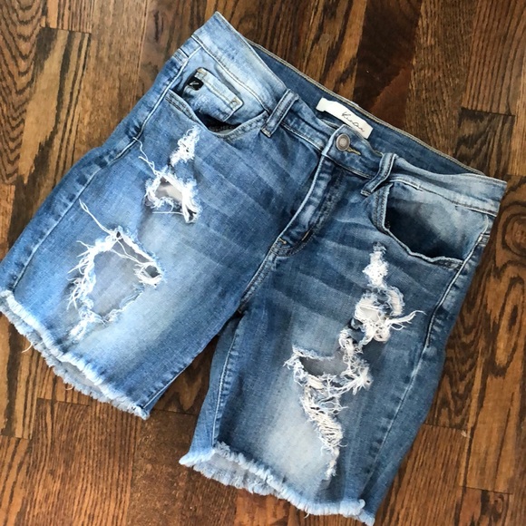 KanCan Distressed Denim Shorts - Picture 3 of 11